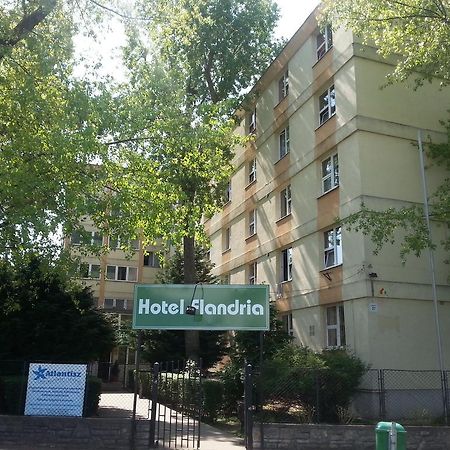 Hostel Flandria Budapest Exteriör bild